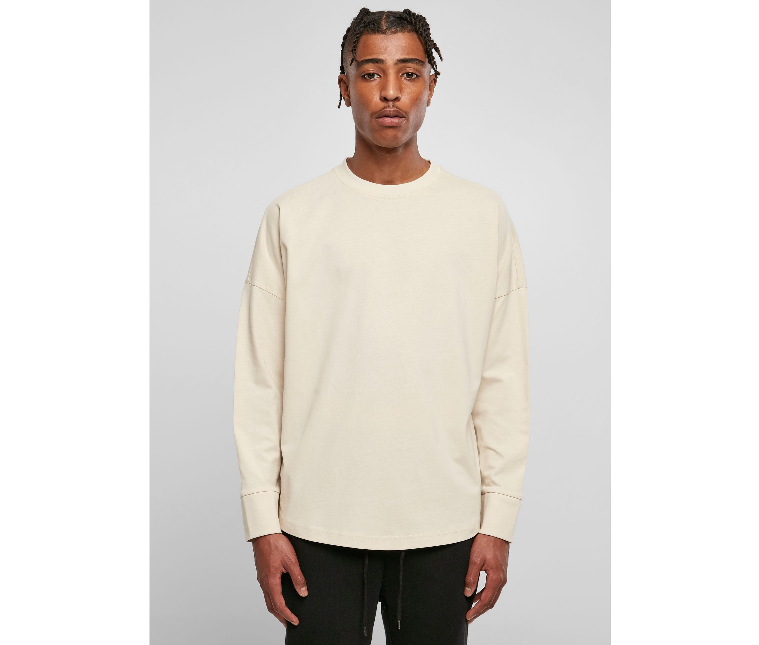 OVERSIZED CUT ON SLEEVE LONGSLEEVE
